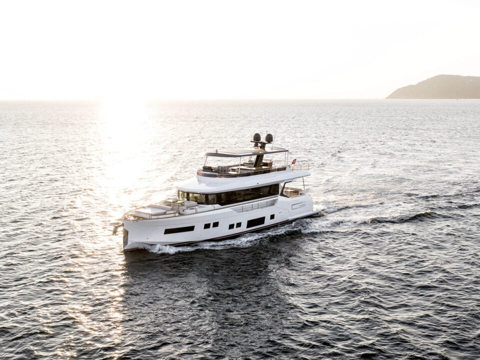 Sirena 68 Exterior 9