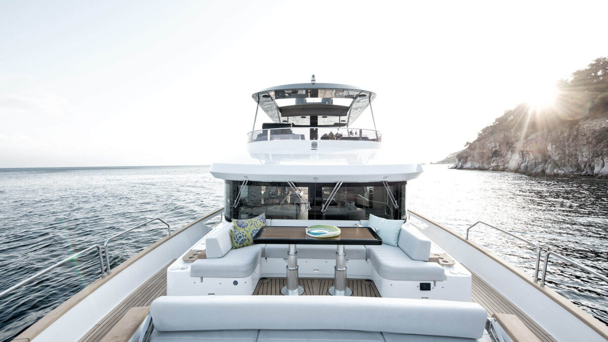 Sirena 68 Exterior 15