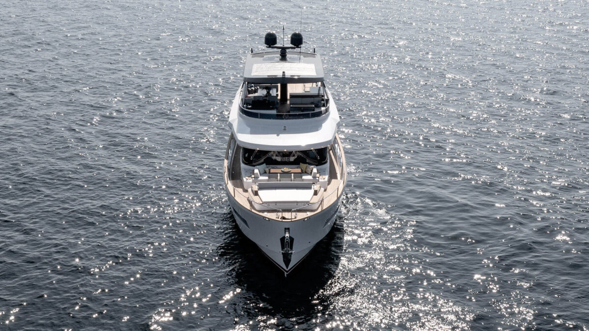 Sirena 68 Exterior 16