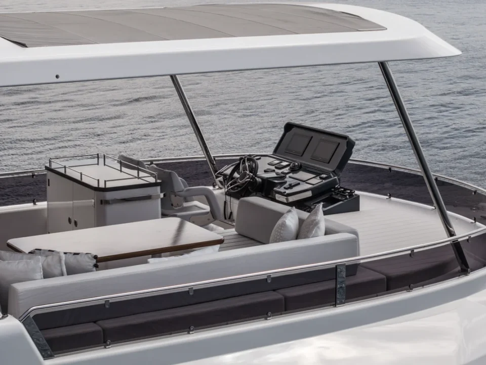 Sirena 60 Decks 19 46 EB 0232 D 1