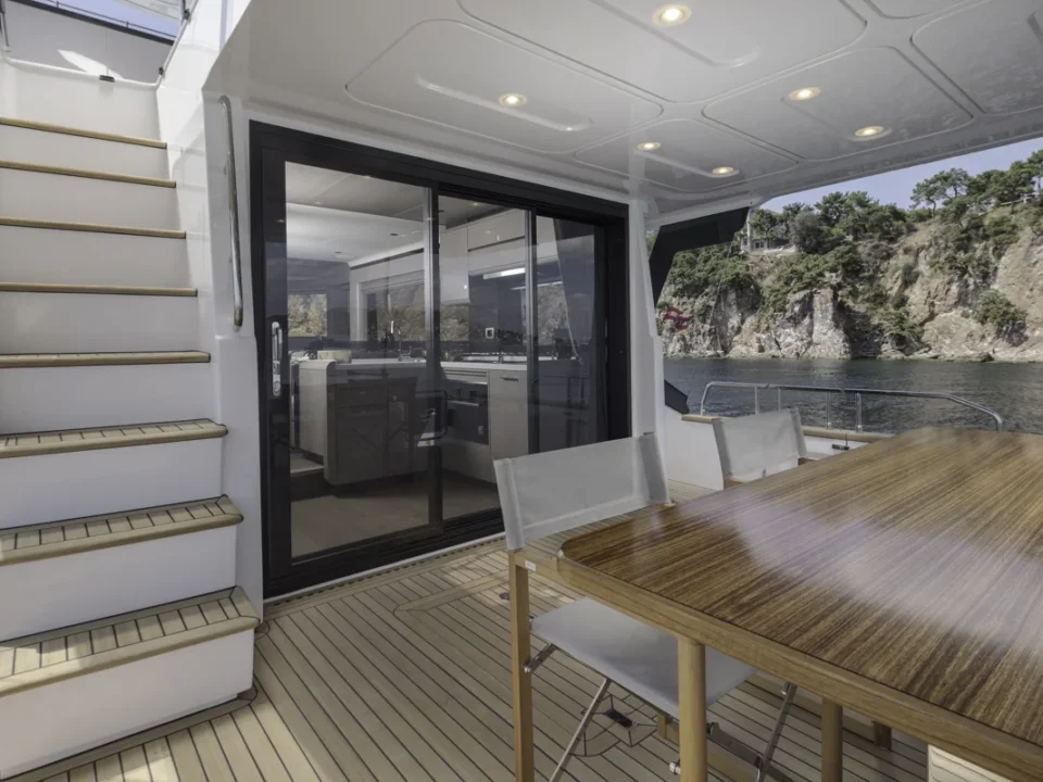 Sirena 60 Decks 9 18 EB 9466 1