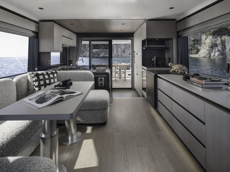 Sirena 60 Saloon 1 25 EB 9684 1