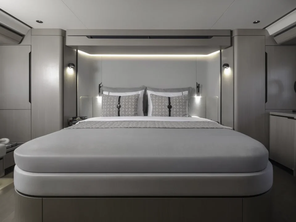 Sirena 60 Master Cabin 6 49 EB 9719 1