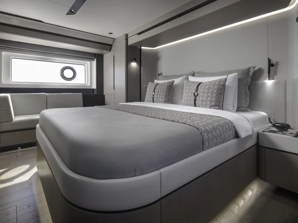 Sirena 60 Master Cabin 4 19 EB 9754 1