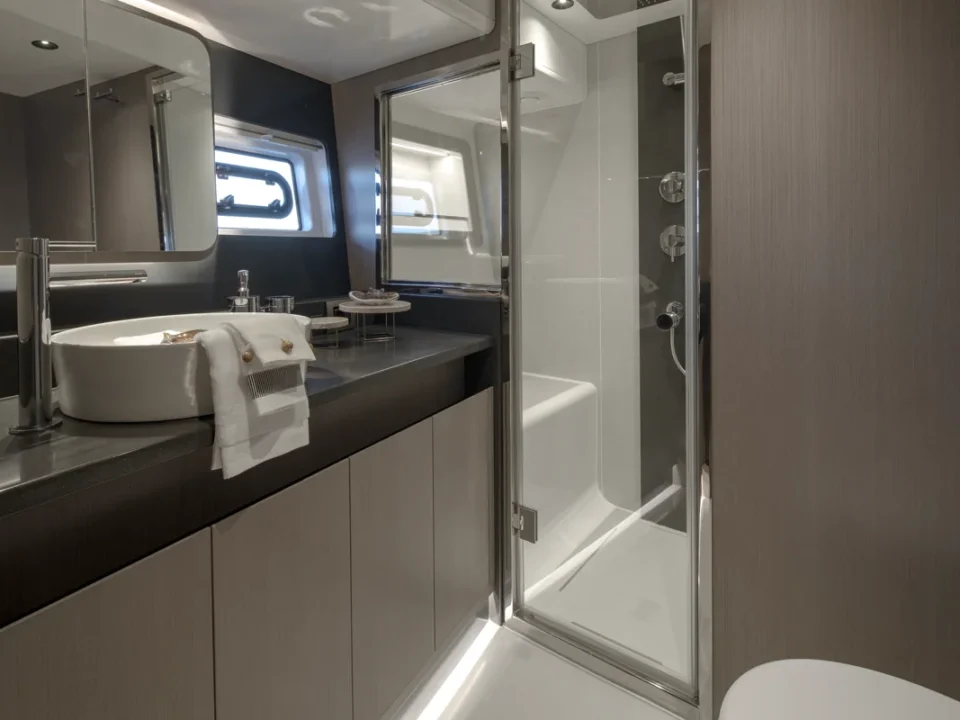 Sirena 60 VIP Cabin 1 53 EB 9819 1