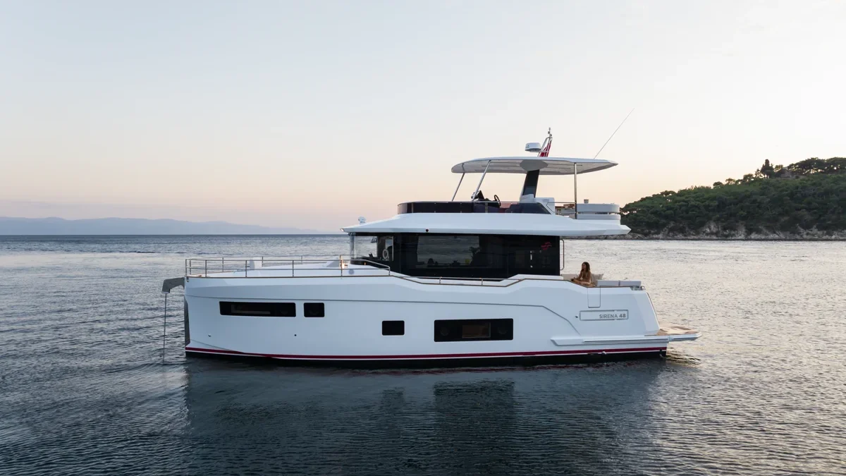 Sirena 48