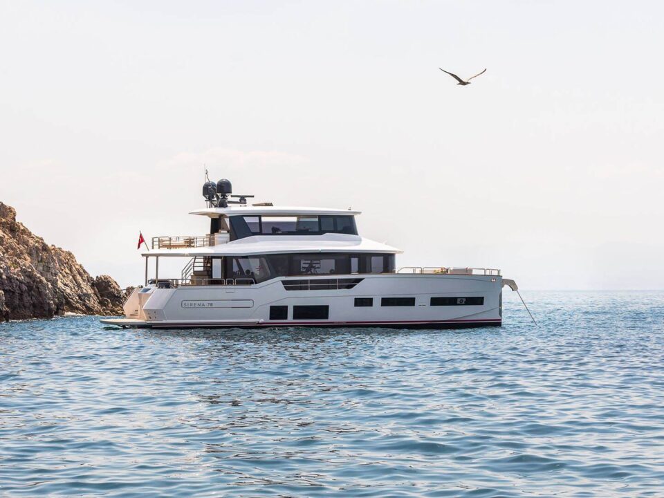 Sirena 78 Exterior 1