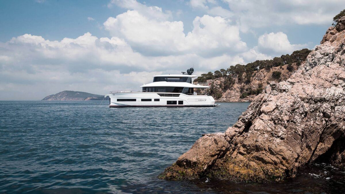 Sirena 78 Exterior 3