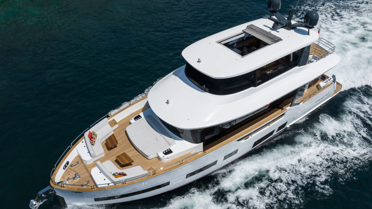 Sirena 78 Exterior 11