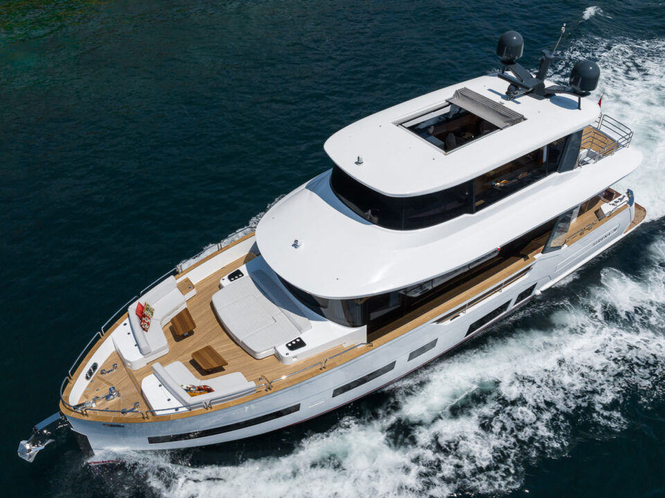 Sirena 78 Exterior 11