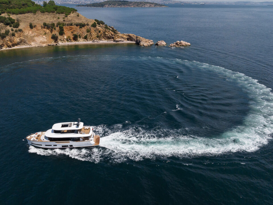 Sirena 78 Exterior 12